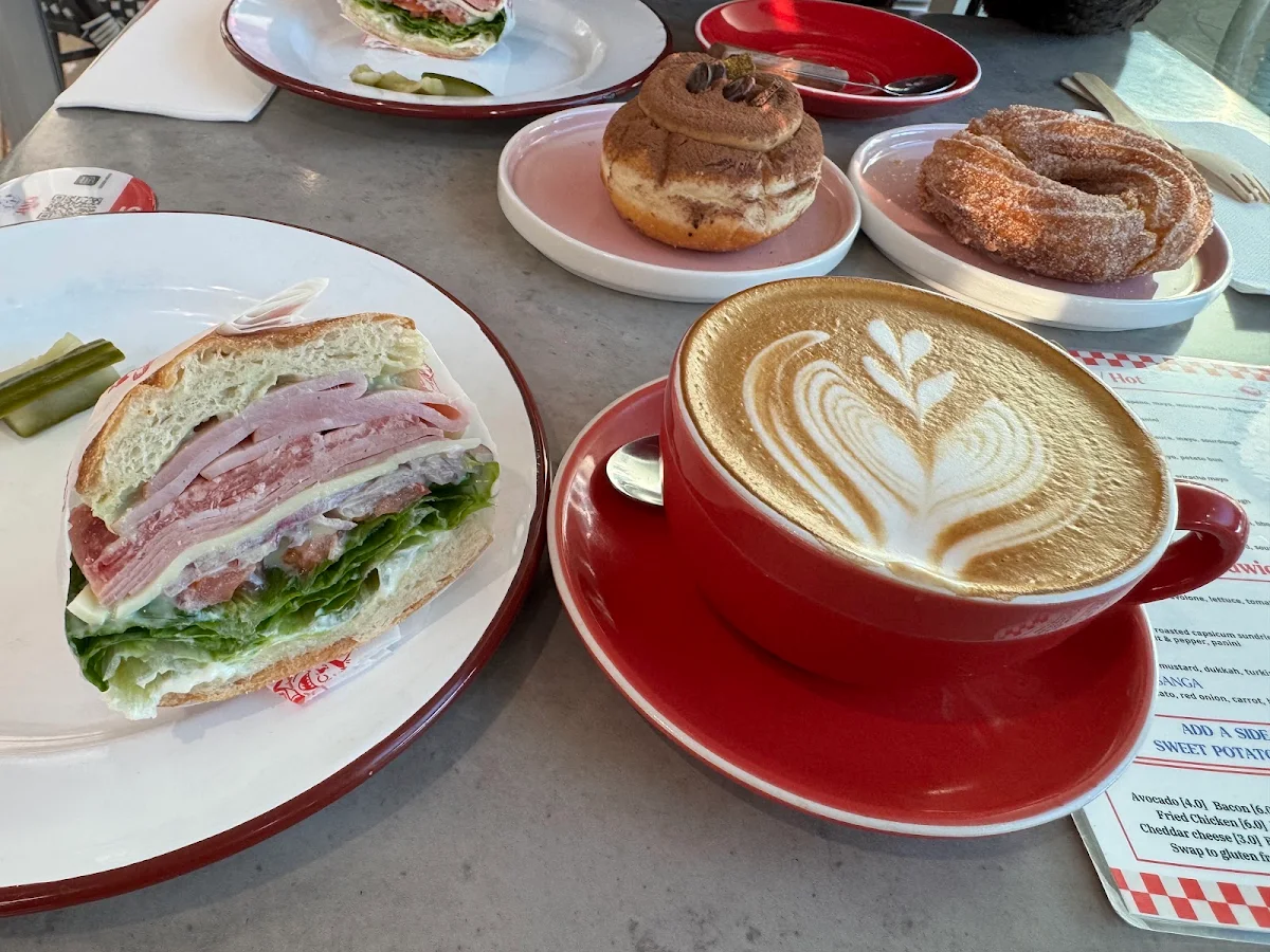 Food & drink, Janus Deli Molendinar
