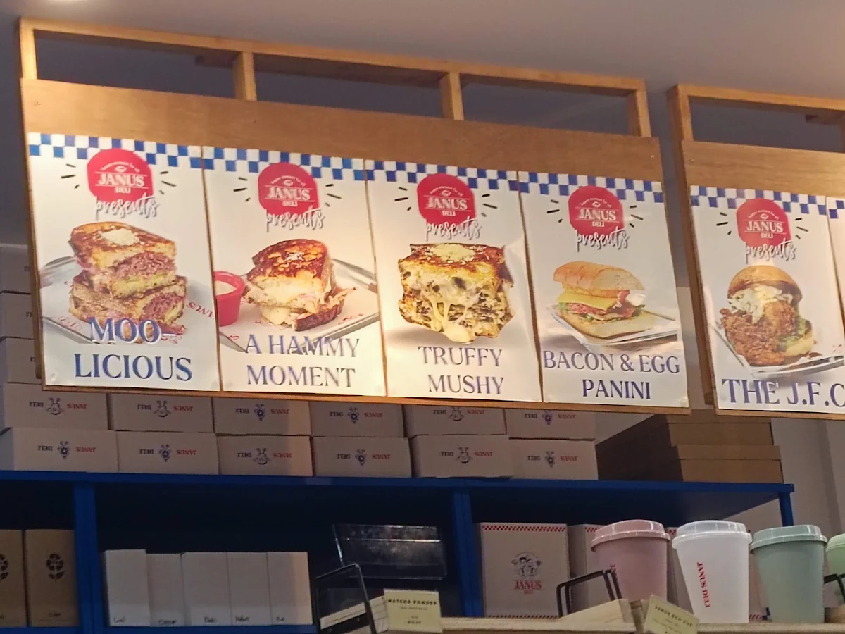 Menu, Janus Deli Molendinar