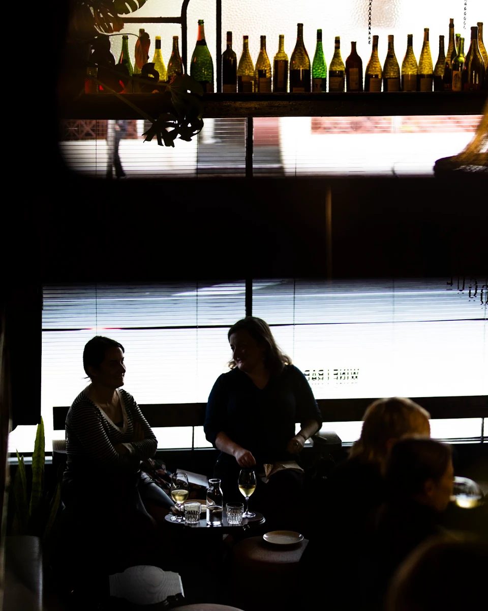 Vibe, Bar Rogue