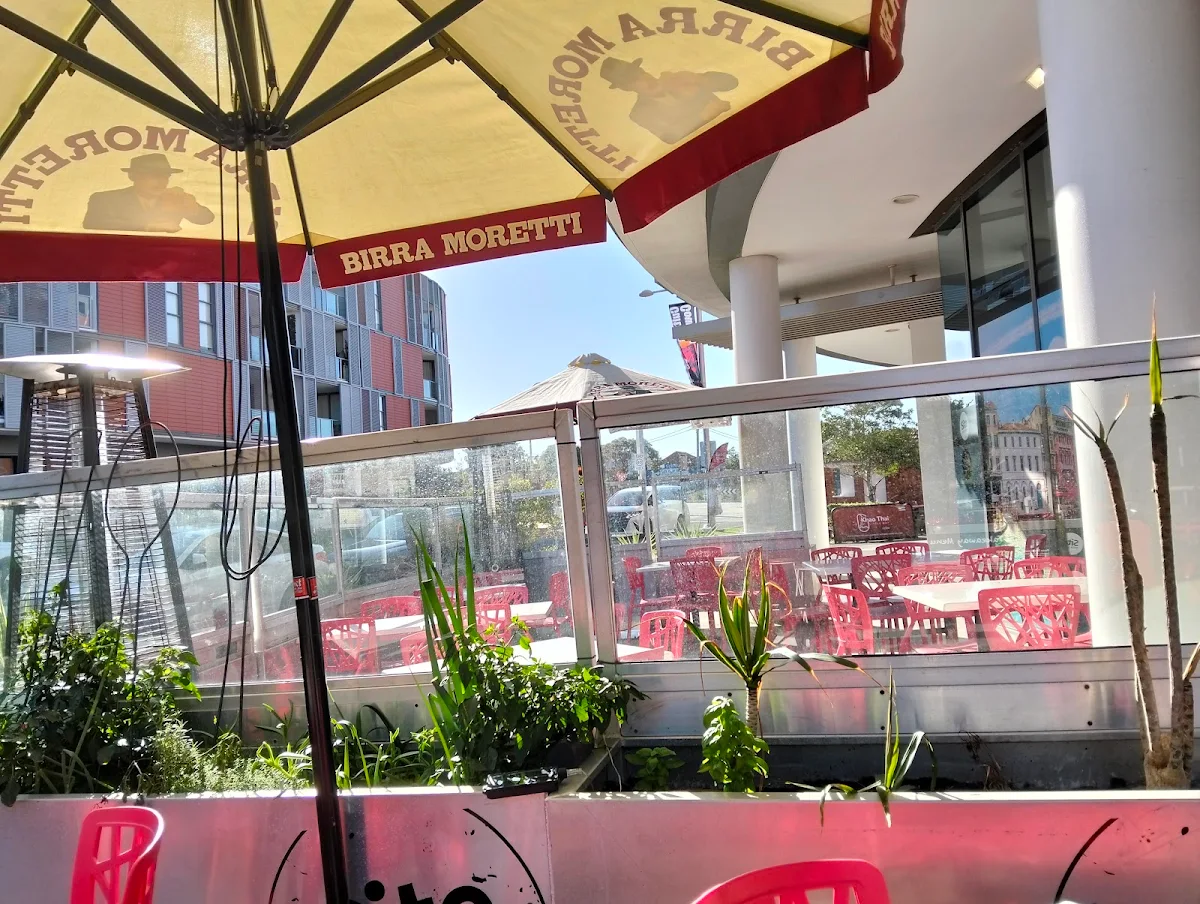 Vibe, Site Pizza Little Bay
