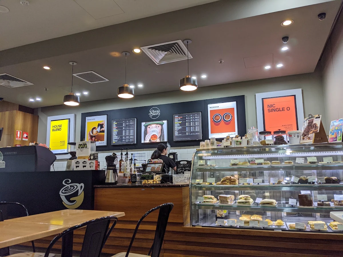 Vibe, Gloria Jean's Hills Super Centre