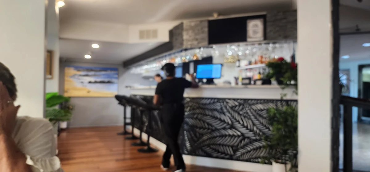 Vibe, Dimitris Mediterranean Restaurant
