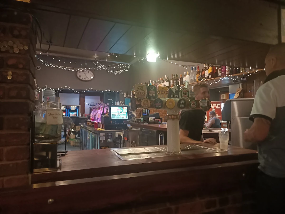Vibe, Caledonian Hotel