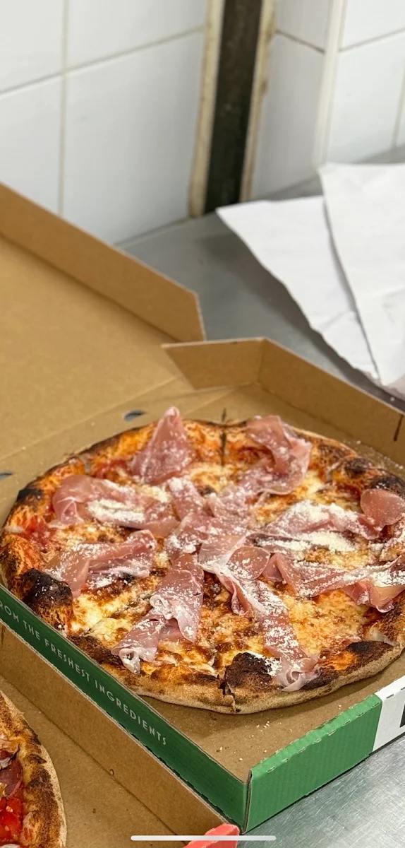 Food & drink, AC PIZZA Collaroy Plateau