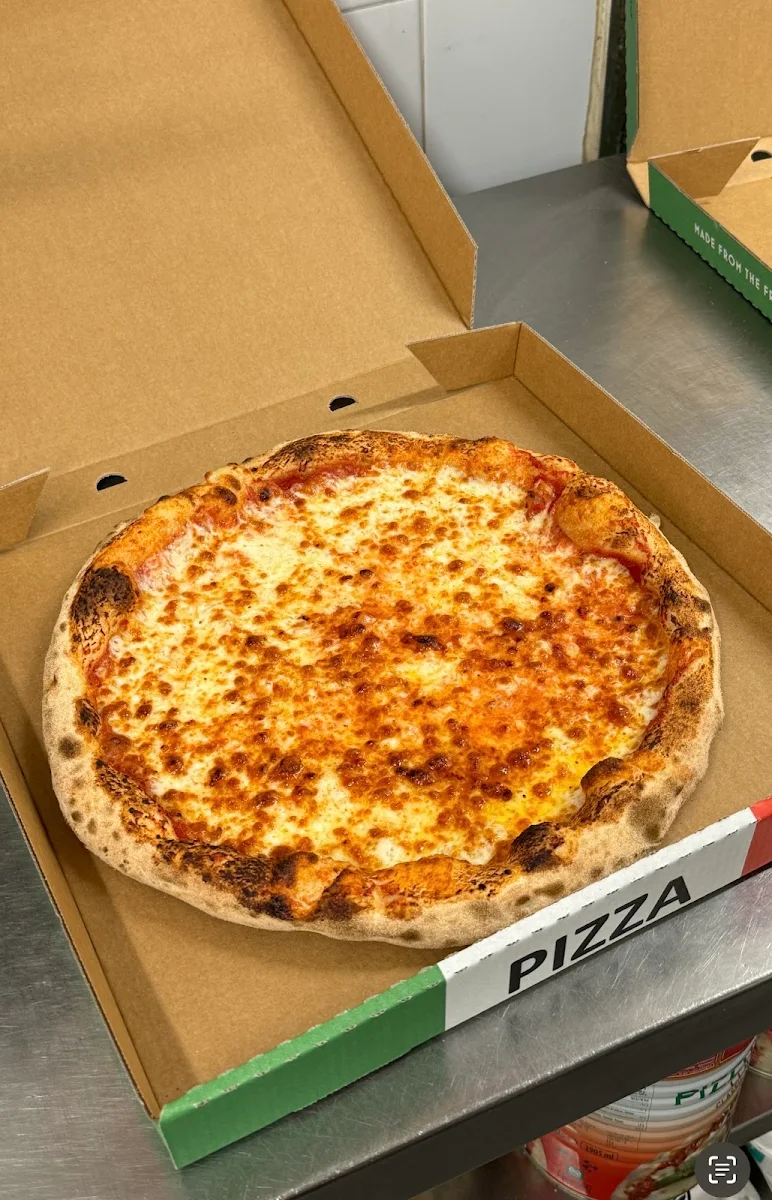 Food & drink, AC PIZZA Collaroy Plateau