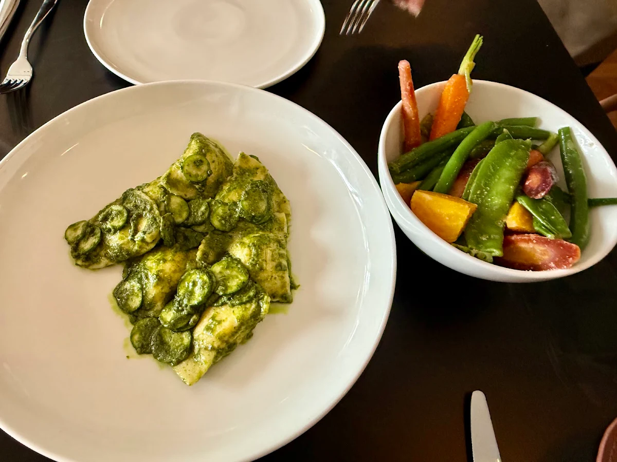 Food & drink, Sauce Bistro