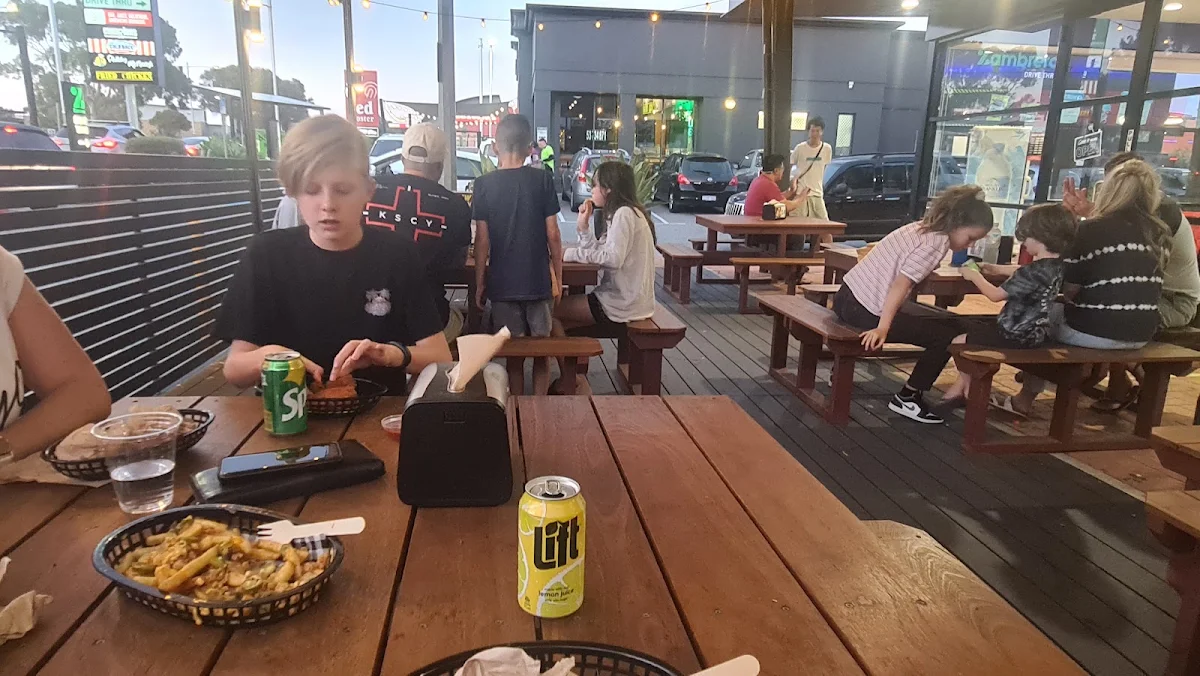 Vibe, McNasty's Burgers