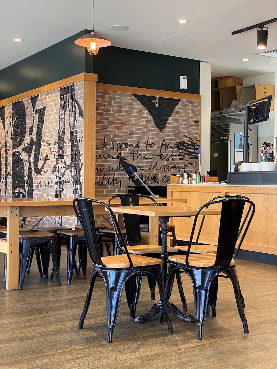 Vibe, Gloria Jean's Moorooka Drive Thru