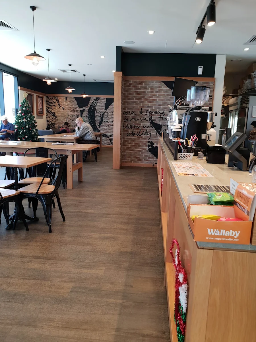 Vibe, Gloria Jean's Moorooka Drive Thru