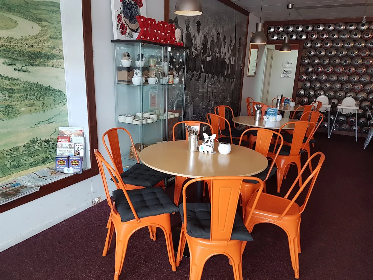Vibe, Frenchies Cafe Wynnum