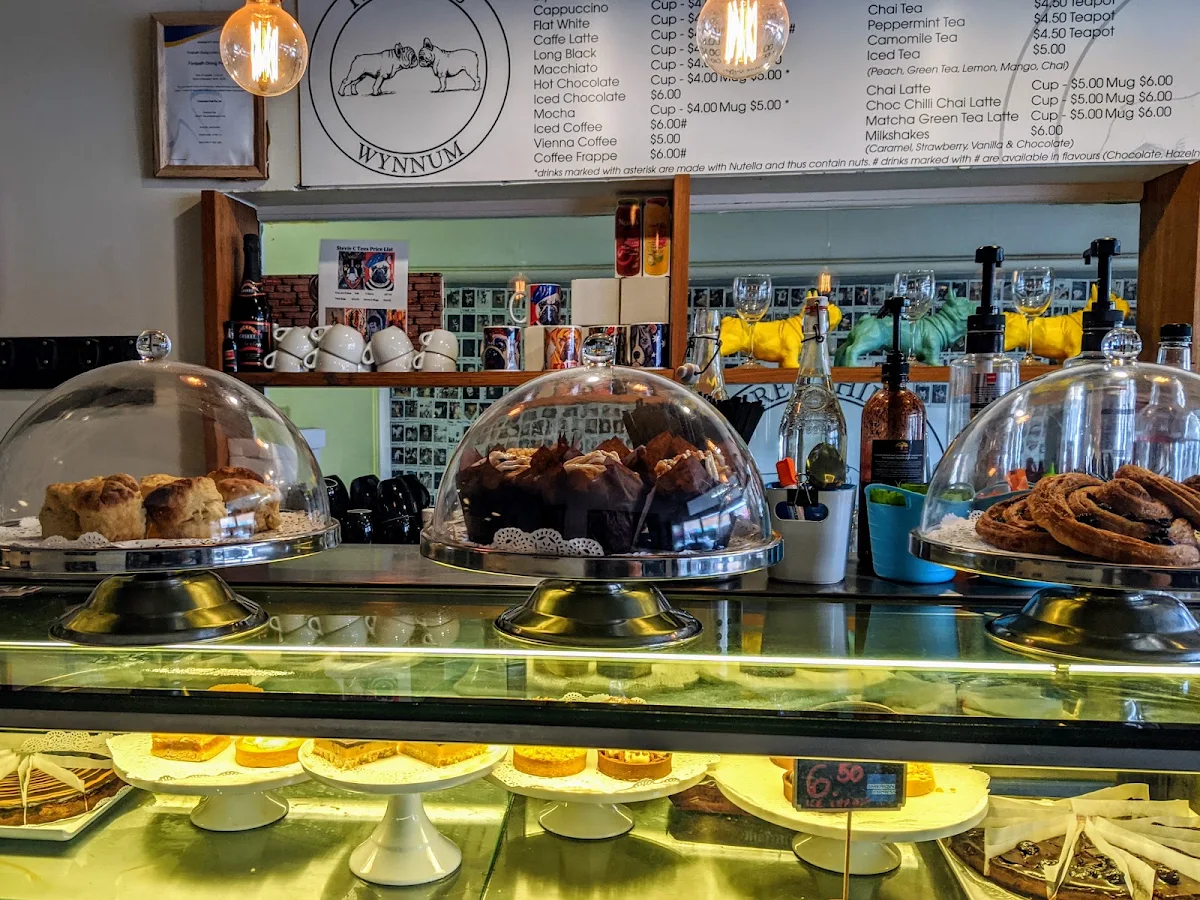Vibe, Frenchies Cafe Wynnum