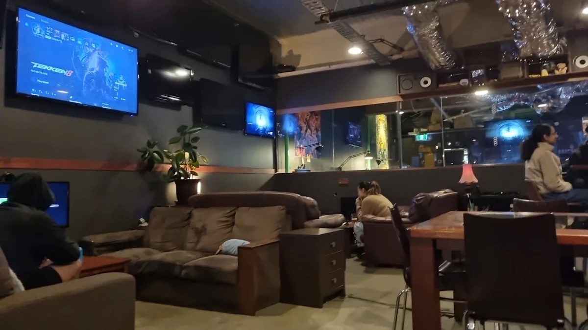 Vibe, Pixel Bar & Cafe