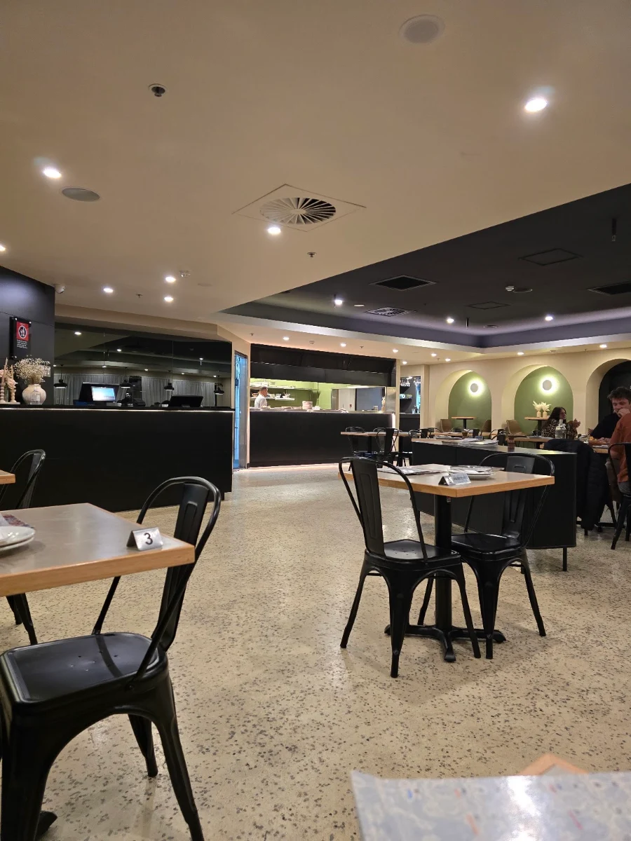 Vibe, Lusso Tapas Blacktown