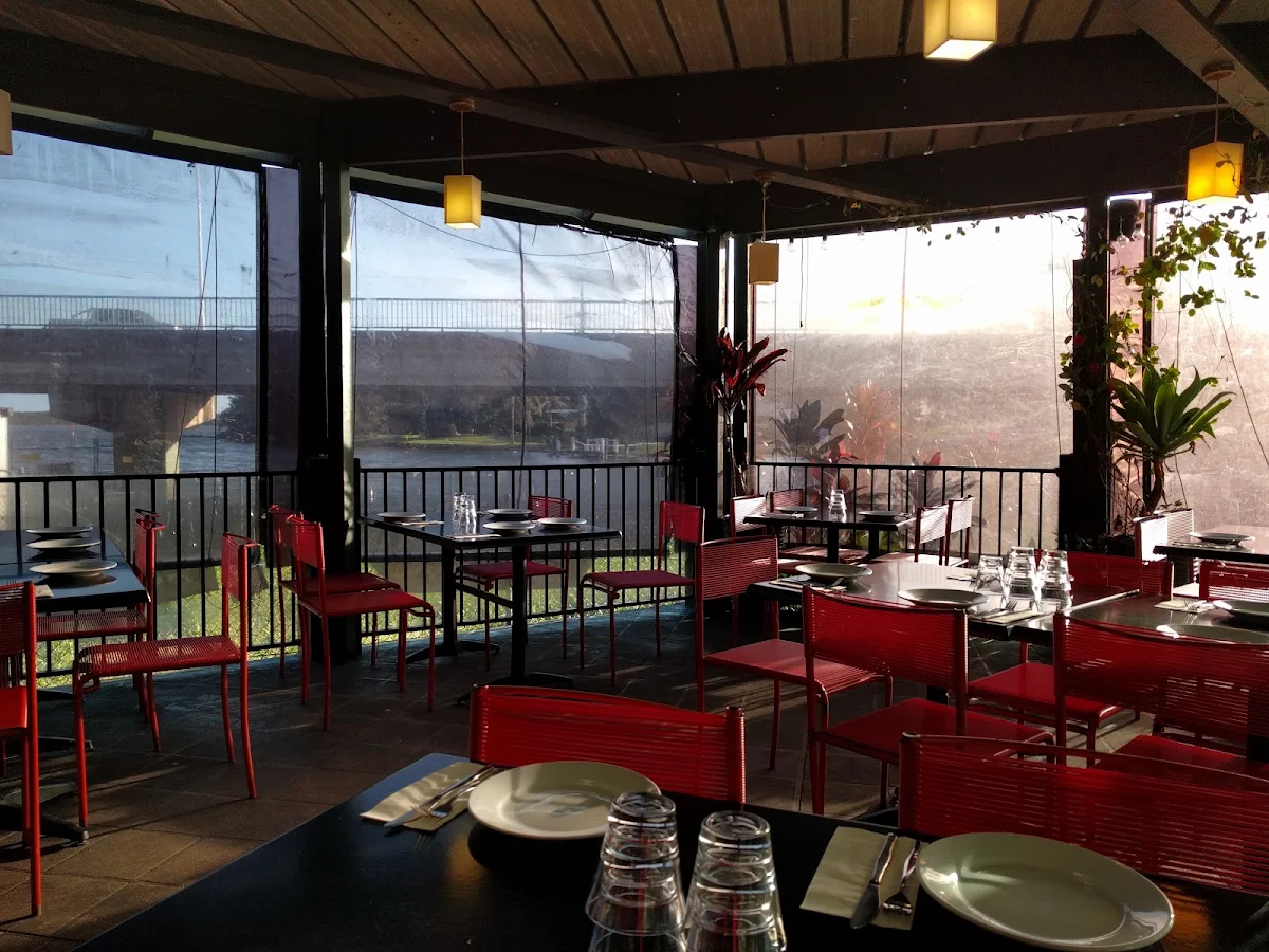 Vibe, La Bocca Woodfire Pizzeria and Restaurant