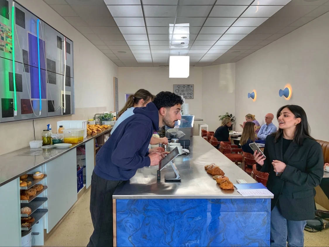 Vibe, Pinco Deli