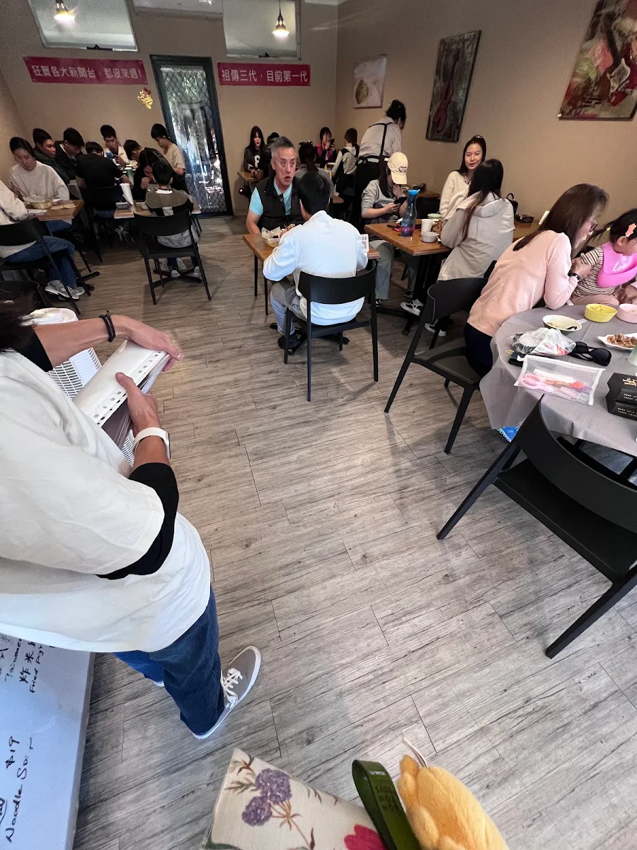 Vibe, Cargill Cafe