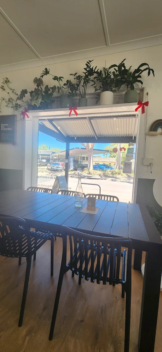 Vibe, Sublime Cafe