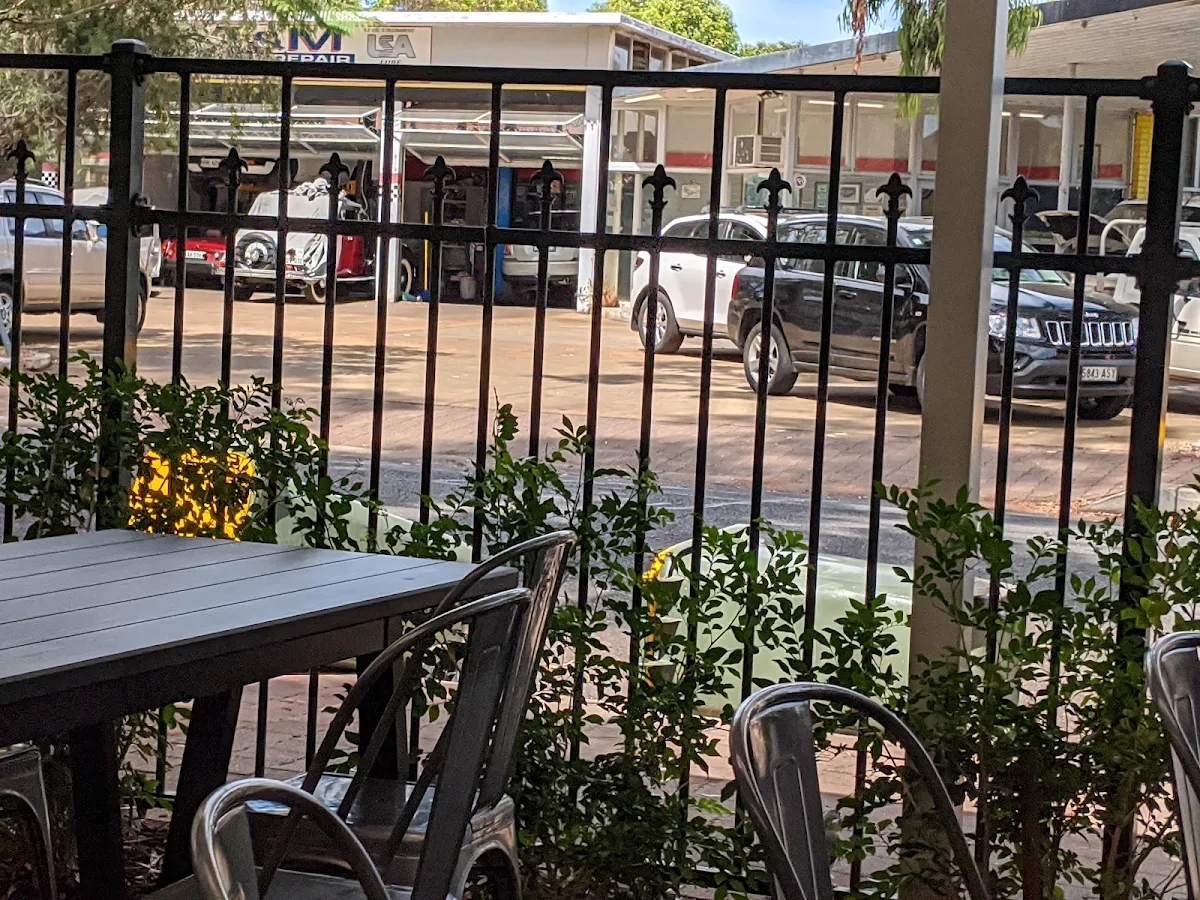 Vibe, Sublime Cafe