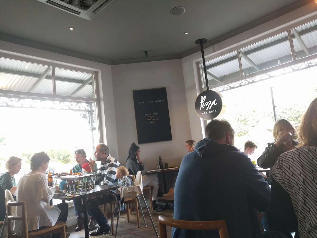 Vibe, Pizza Religion Malvern