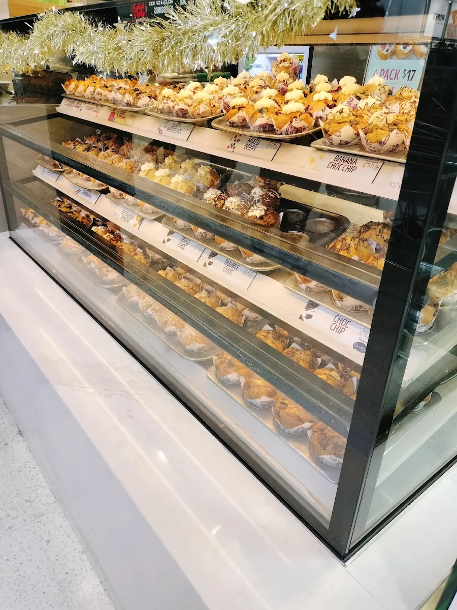 Vibe, Muffin Break Airport West