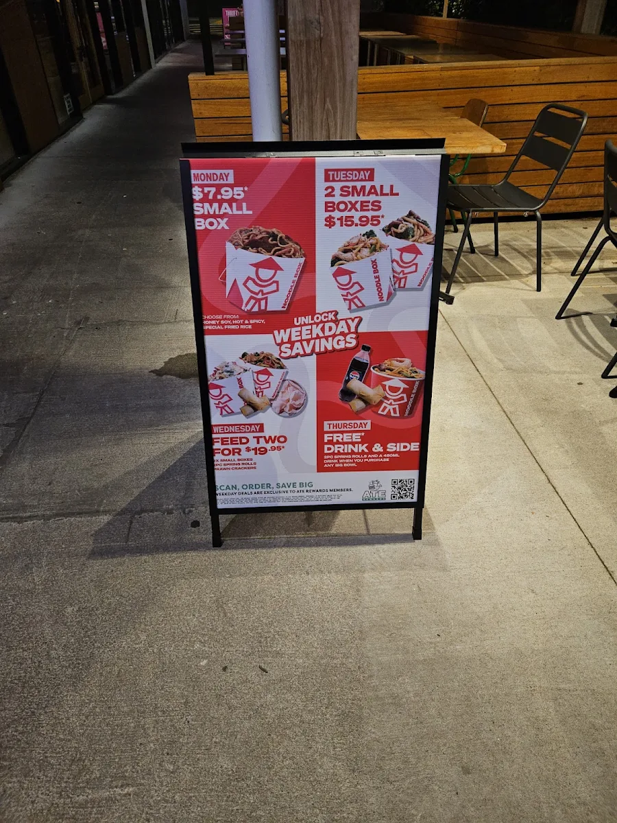 Menu, Noodle Box Chirnside Park