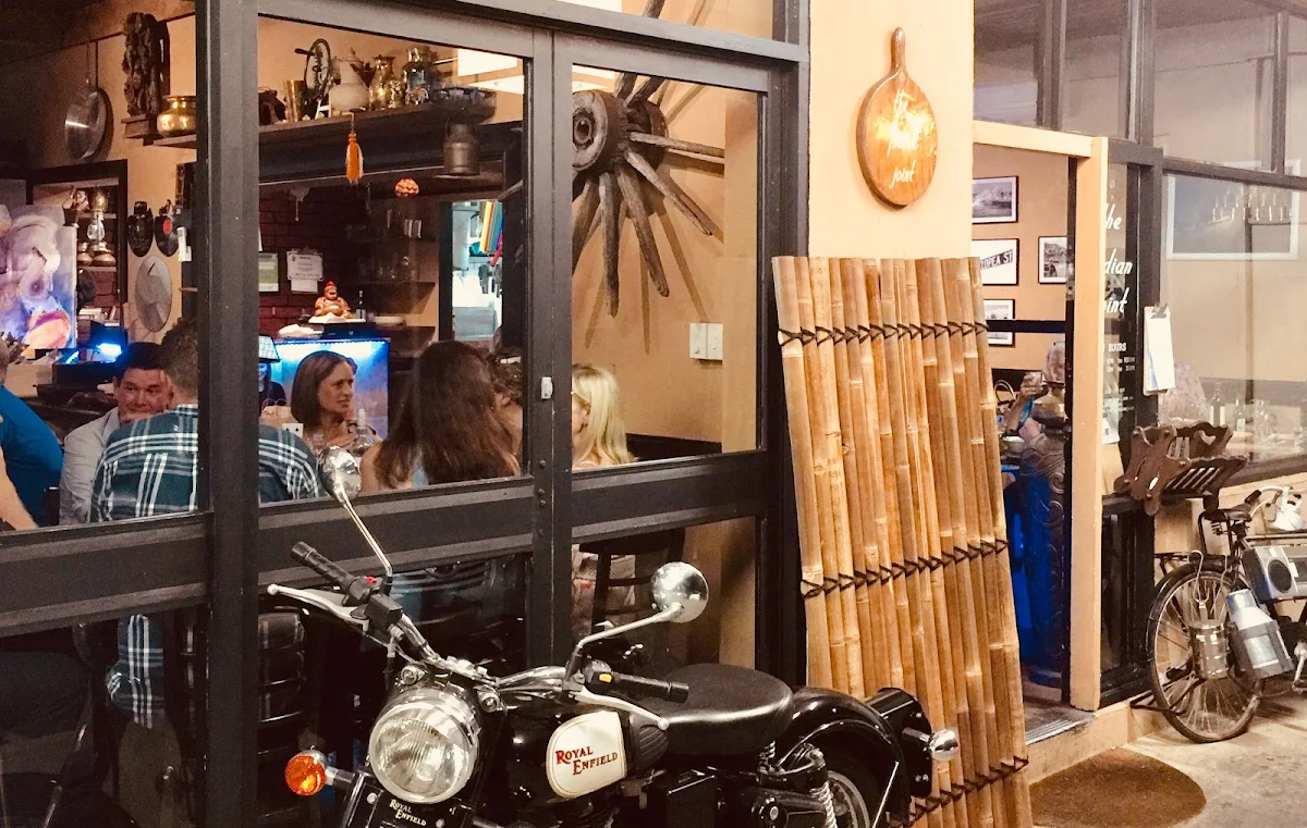 Vibe, The Indian Joint