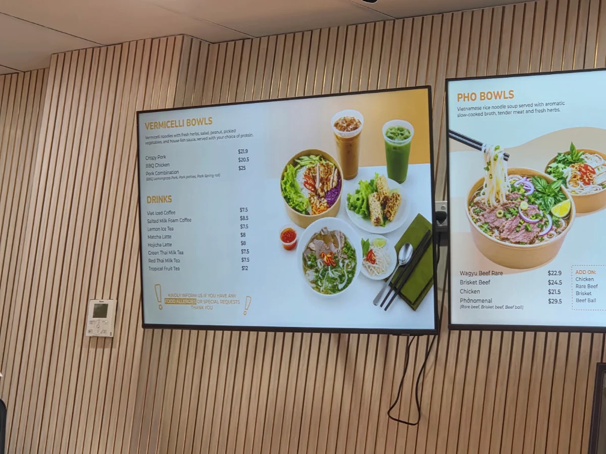 Menu, Rio's Rolls and Bowls