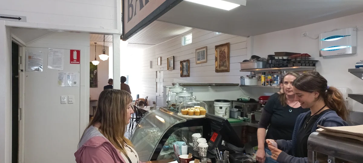Vibe, Eudlo General Store