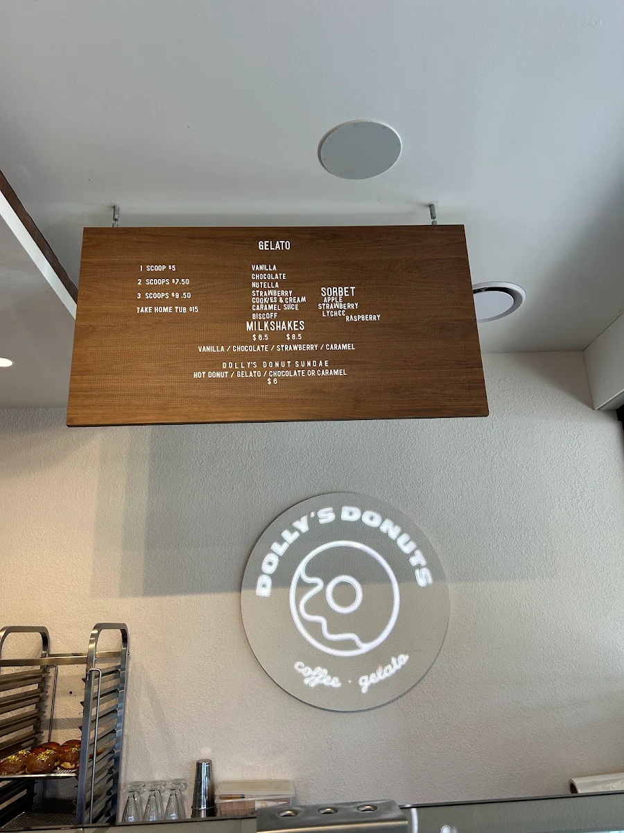 Menu, Dolly's Donuts