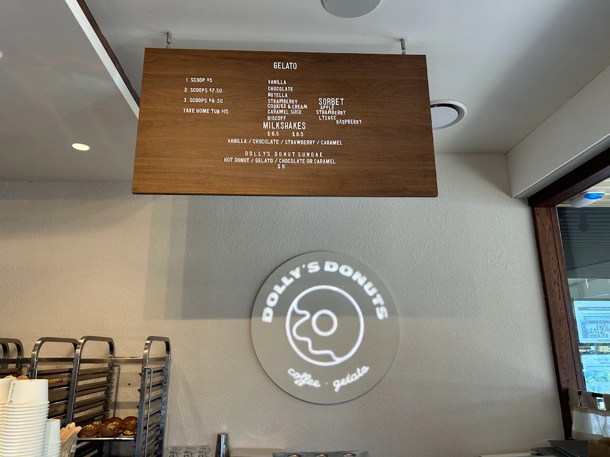 Menu, Dolly's Donuts