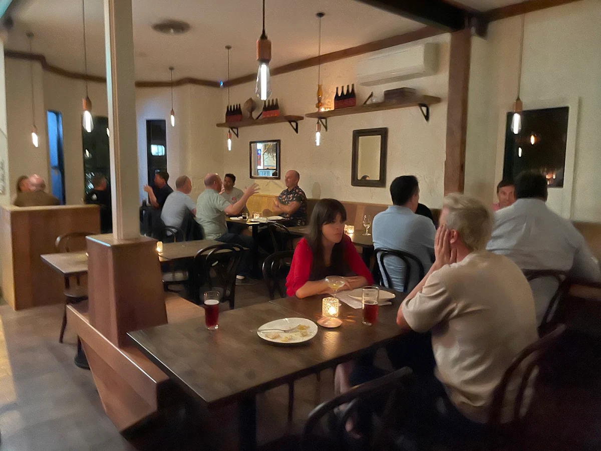 Vibe, The Barrel Room