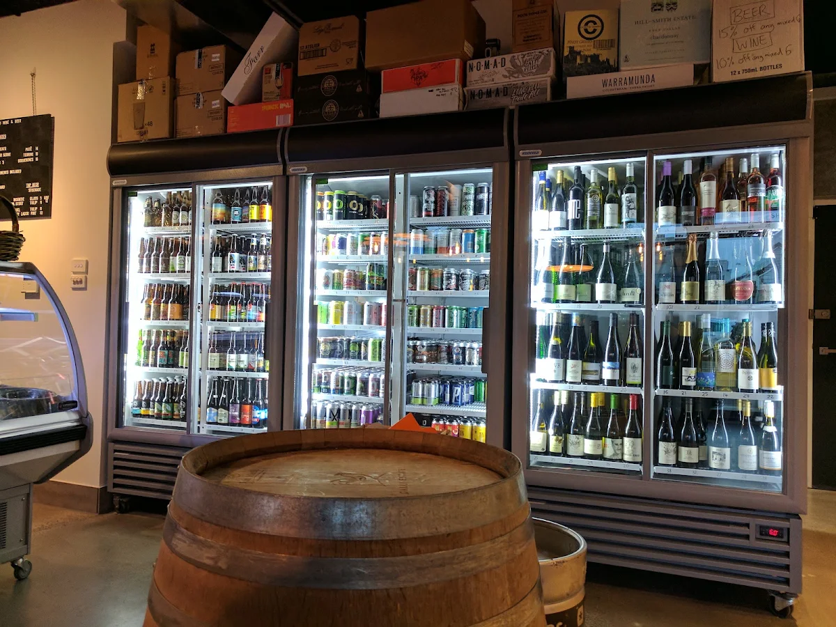 Vibe, Hudsons Road Wine & Beer