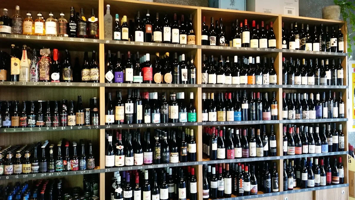Vibe, Hudsons Road Wine & Beer