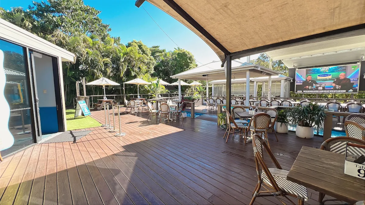 Vibe, The Boathouse Tavern