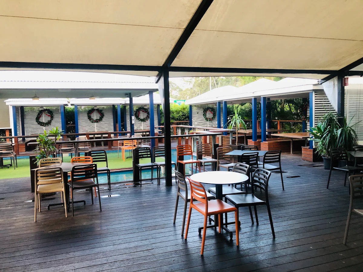 Vibe, The Boathouse Tavern