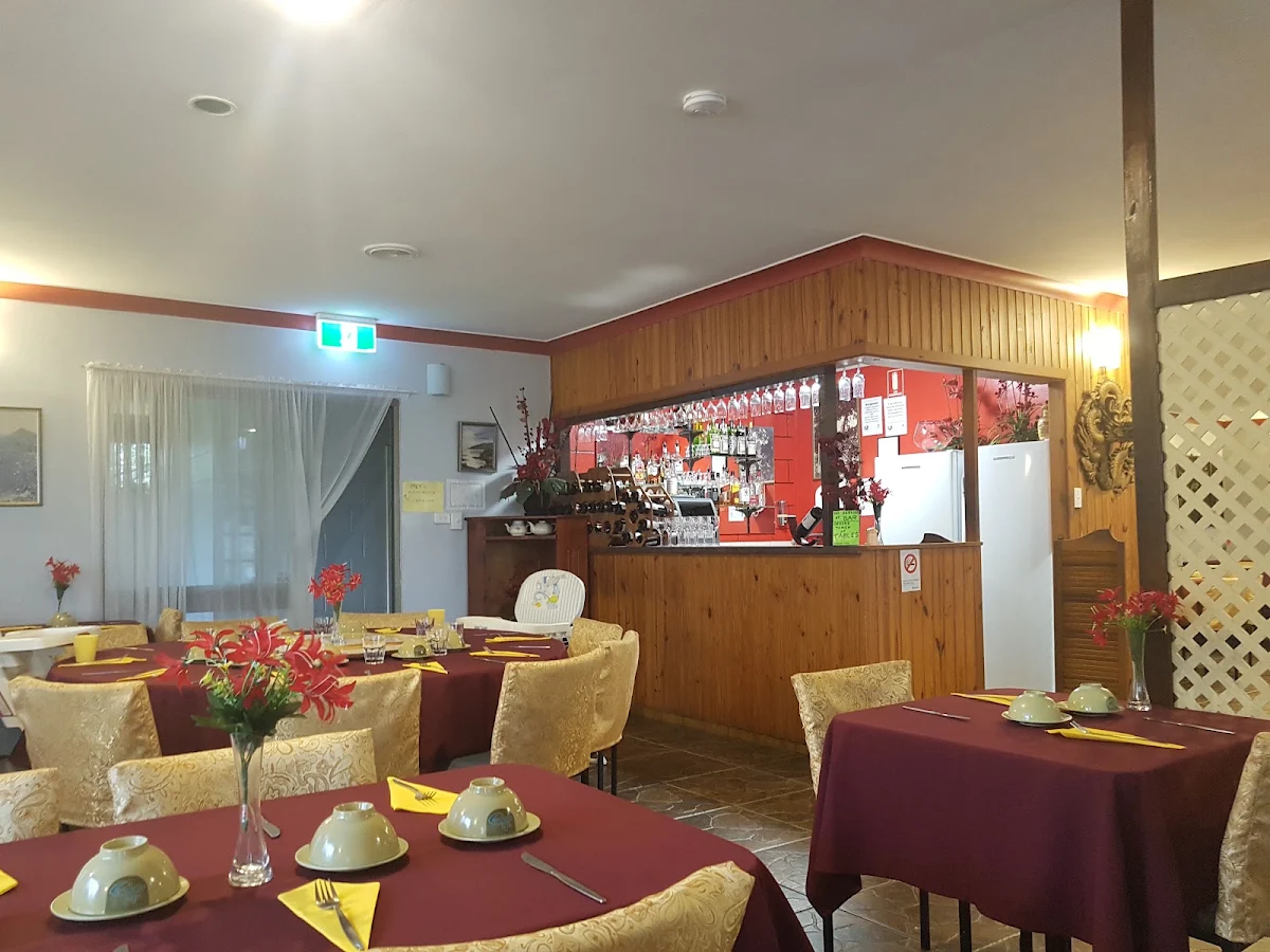 Vibe, The Pineapple Patch Family Restaurant