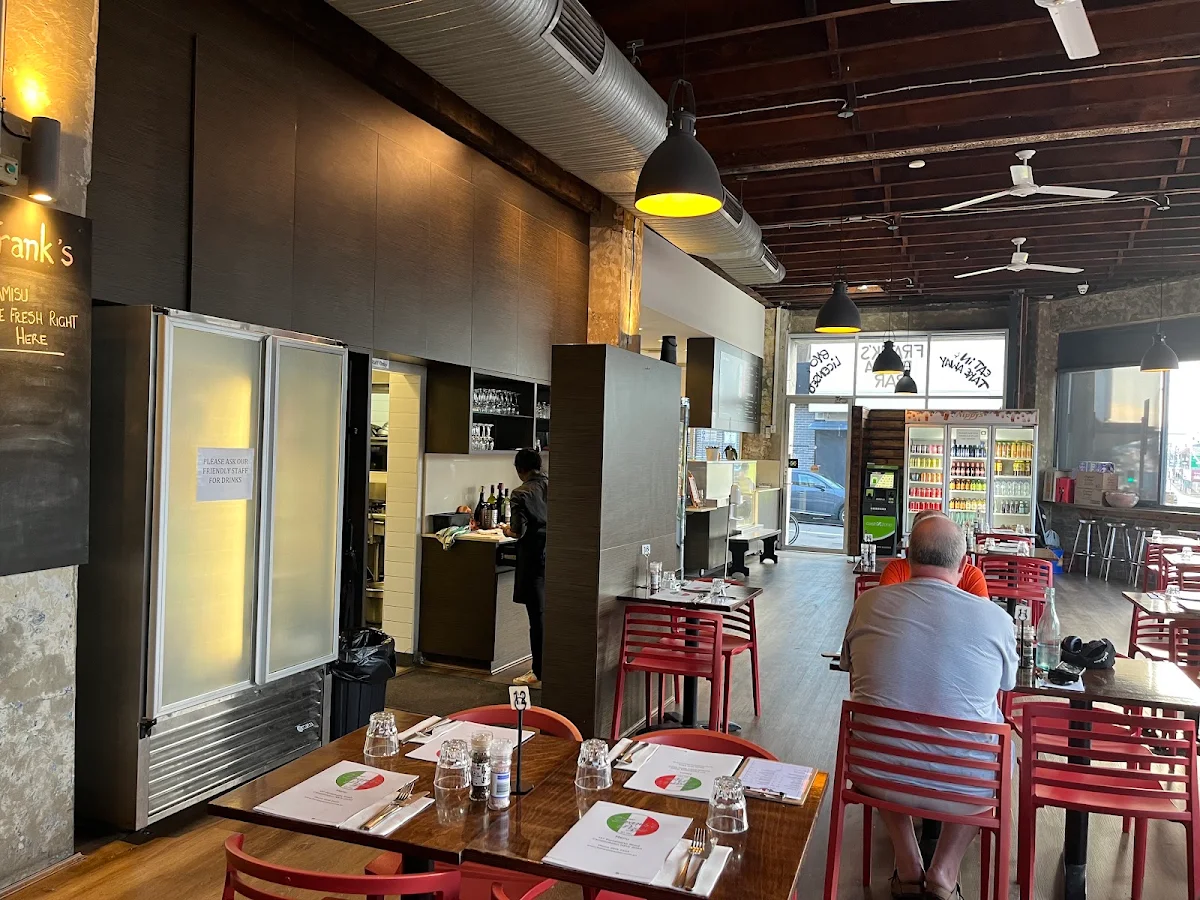 Vibe, Frank's Pizza Bar Restaurant