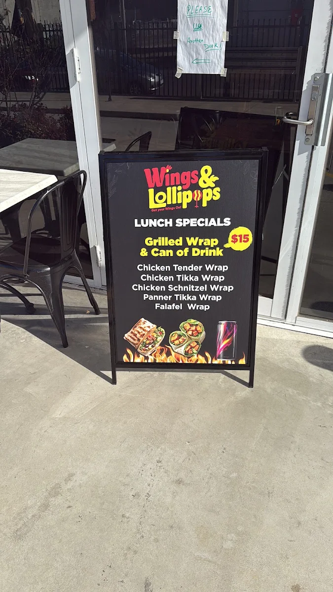 Menu, Wings & Lollipops