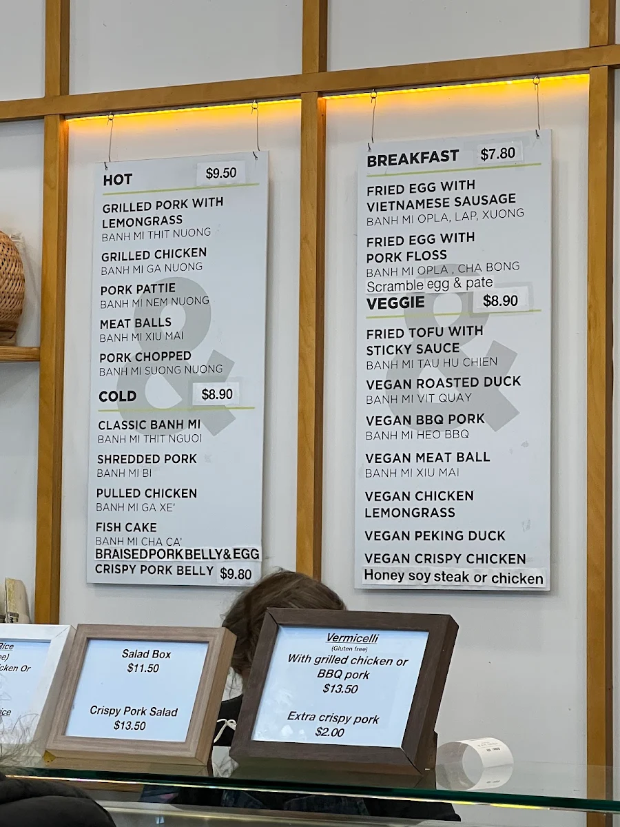 Menu, Mr & Mrs Banhmi