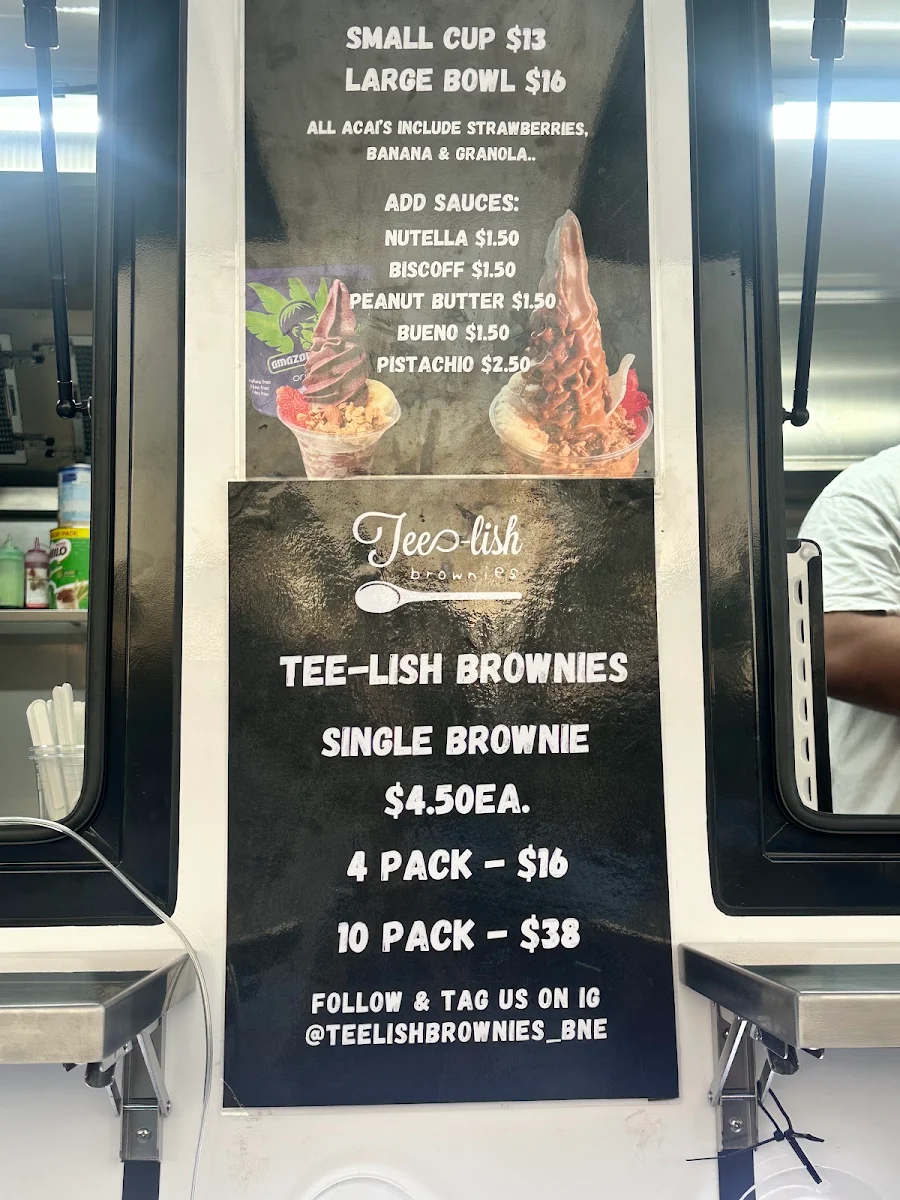 Menu, Tee-Lish Brownies