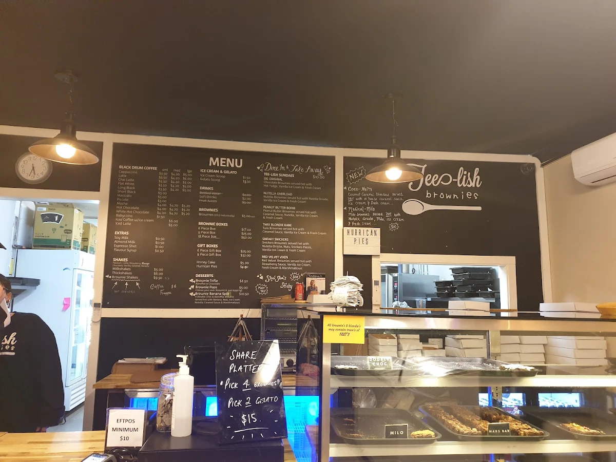 Menu, Tee-Lish Brownies