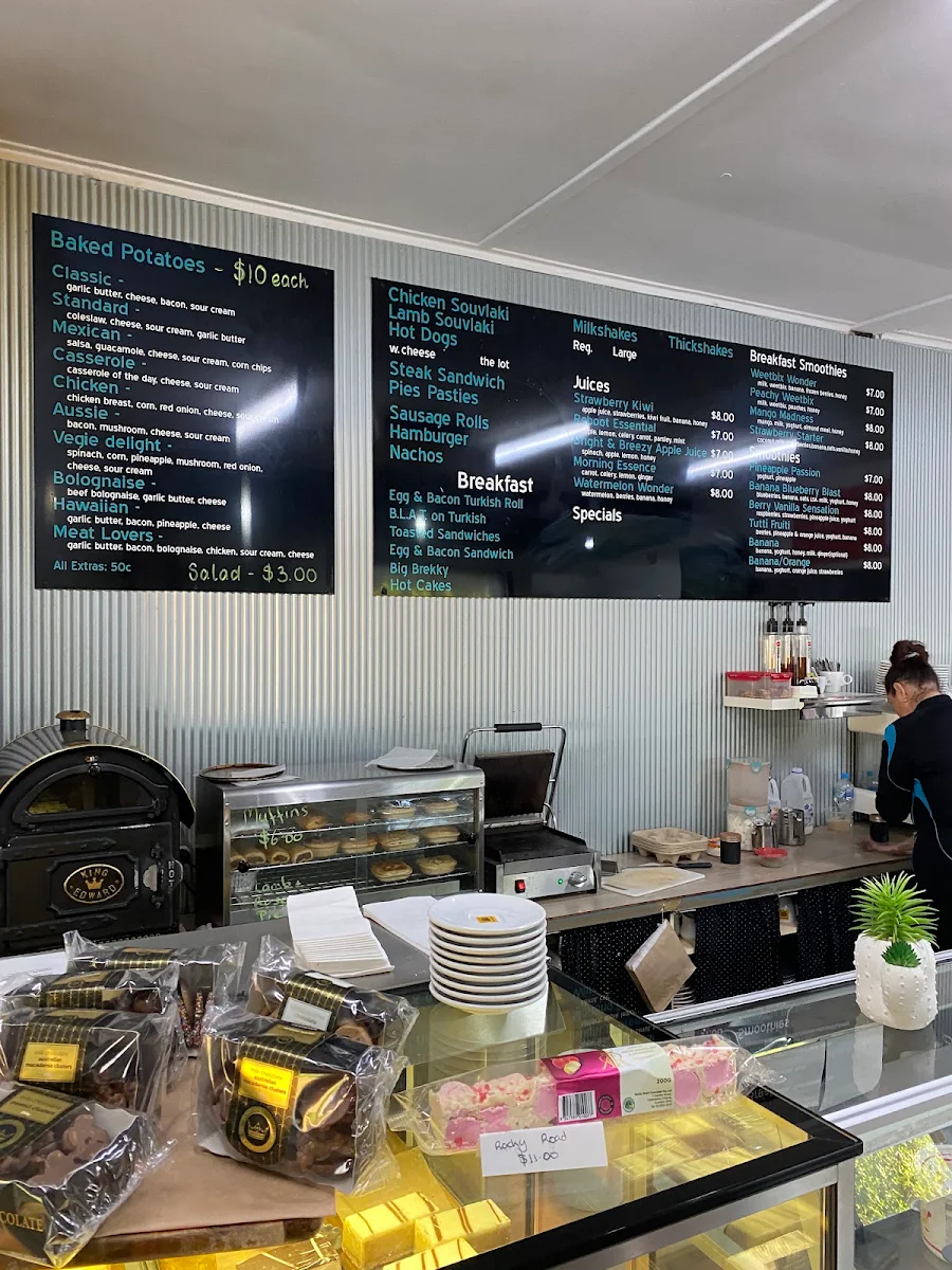 Menu, Casterton Central