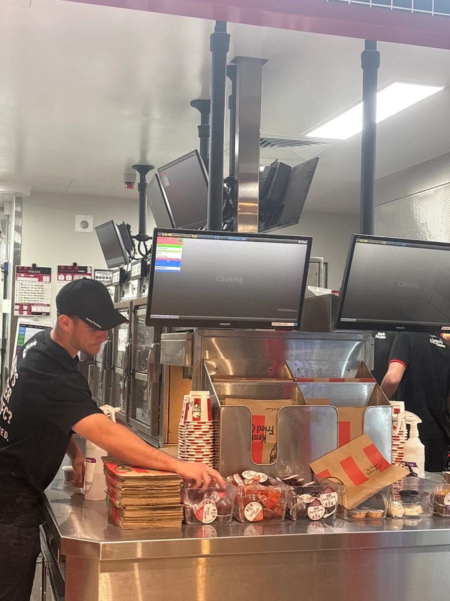 Vibe, KFC Burdell