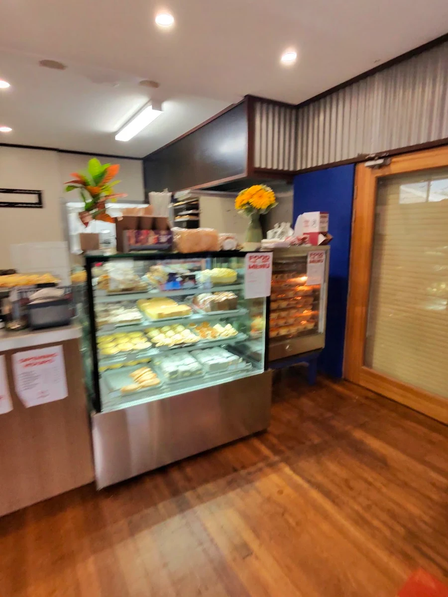 Vibe, Phat Phuc Pie Shop