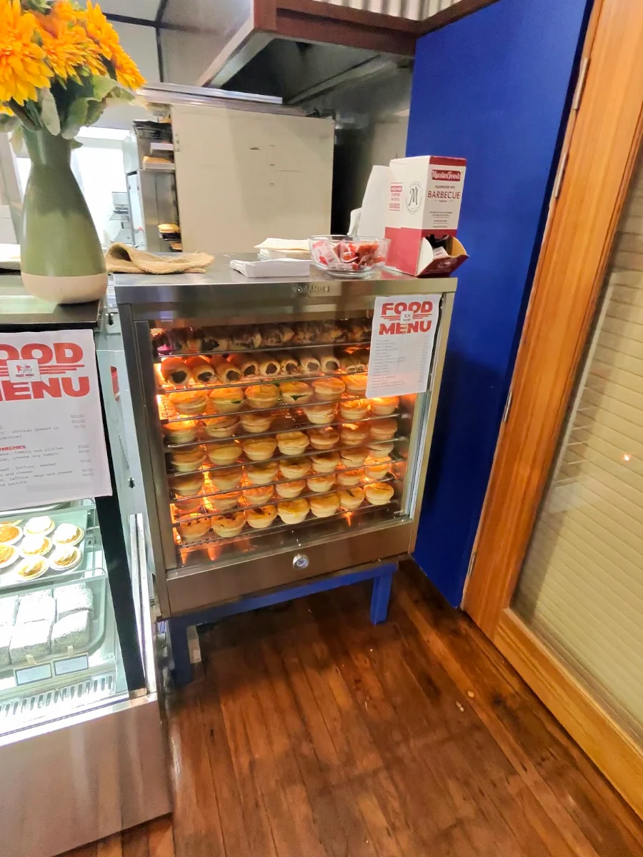 Vibe, Phat Phuc Pie Shop