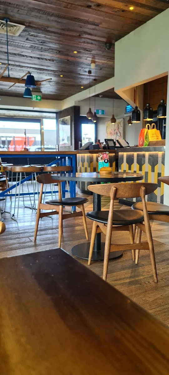 Vibe, Nando's Lynbrook