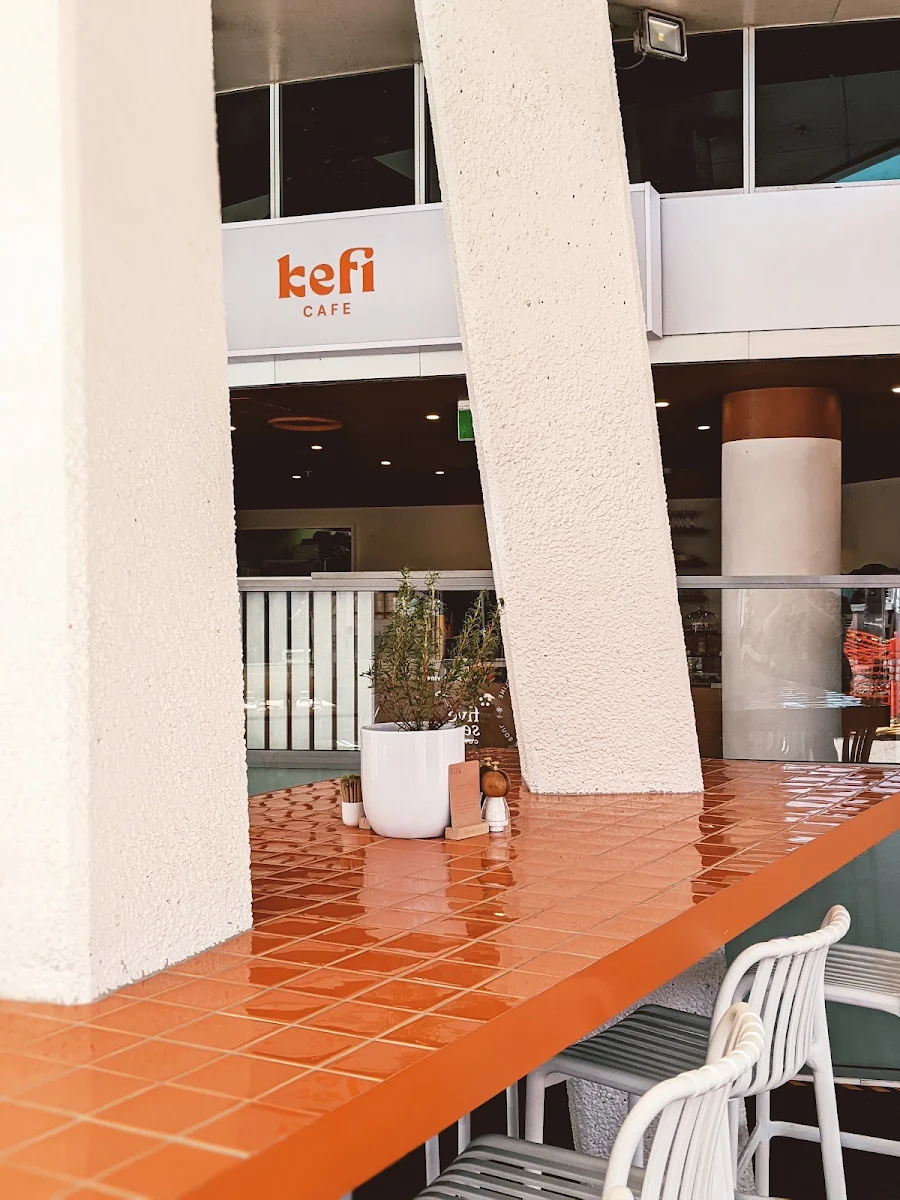 Vibe, Kefi Cafe