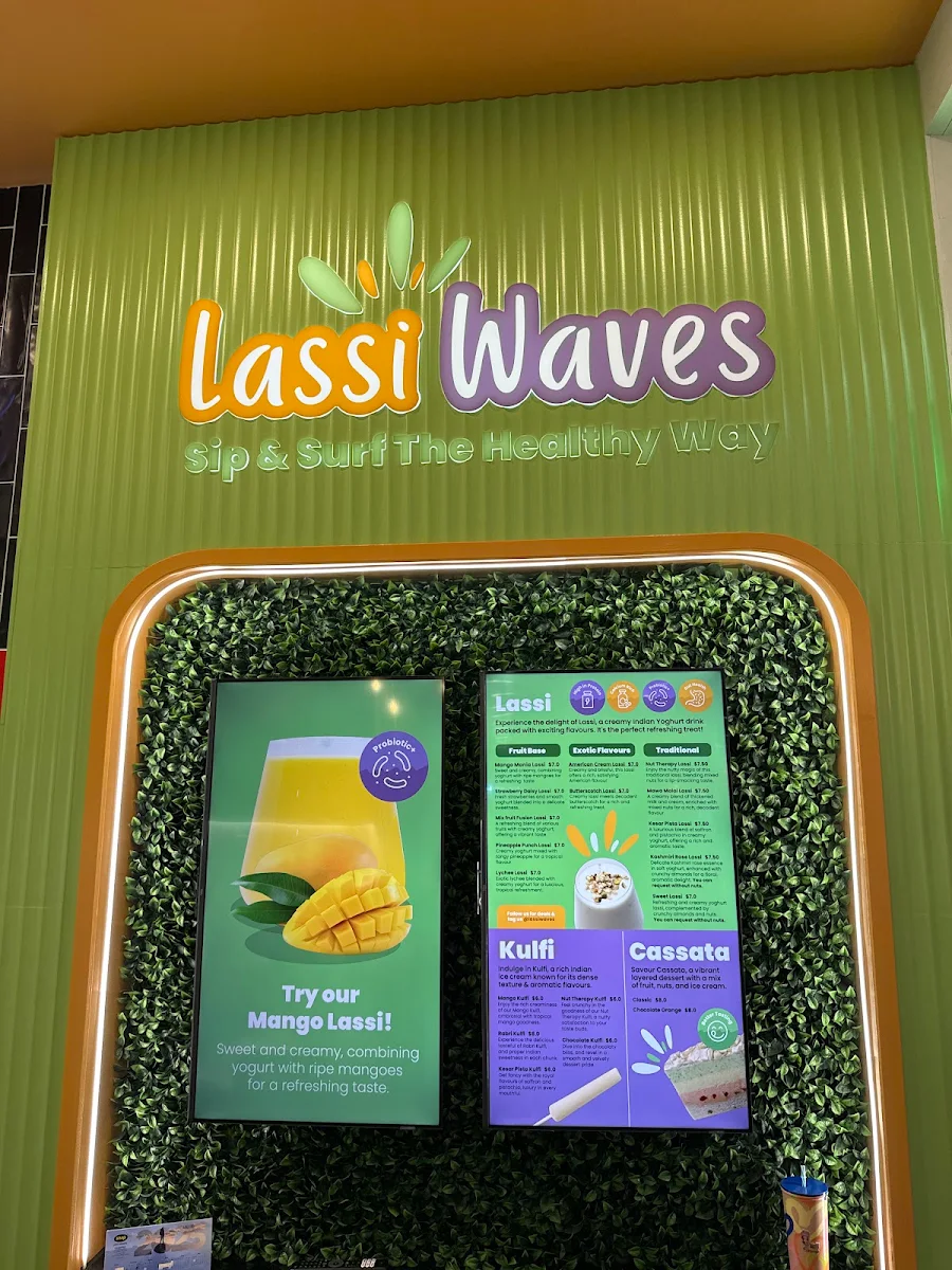 Menu, Lassi Waves