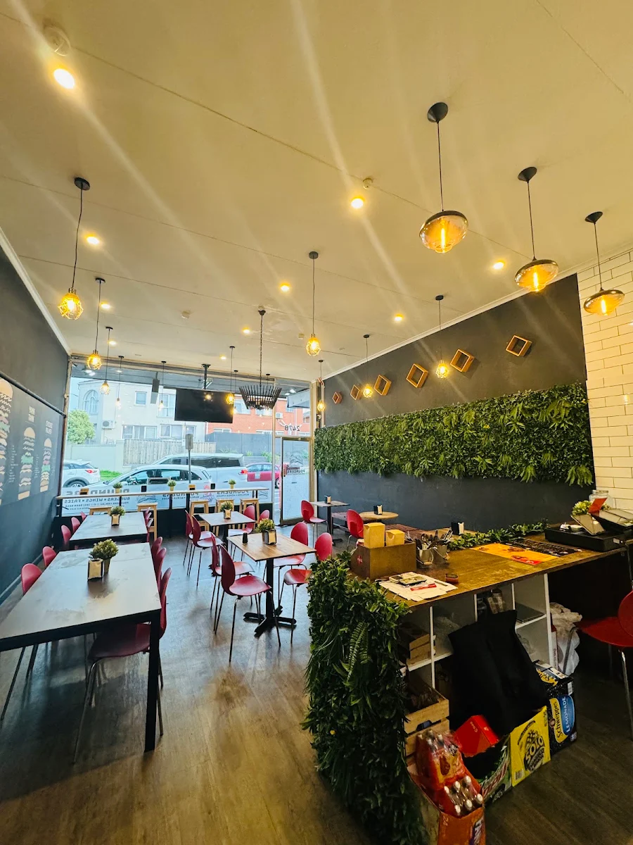 Vibe, Pounders Burgers & Krispy Chook - Balwyn North