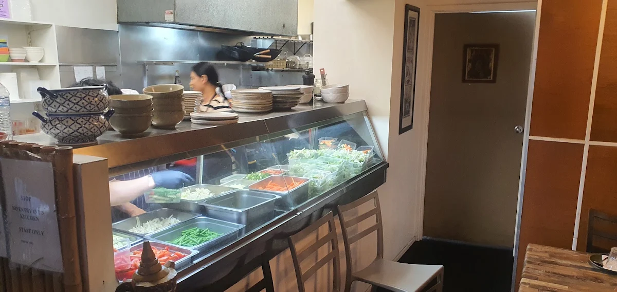Vibe, Thai Mangoes Restaurant